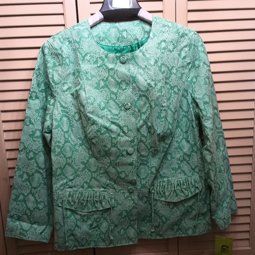 CHI Green Tones Snake Print Snap Front Lined Jacket XL.